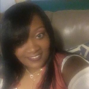 Meet your Posher, Brittney